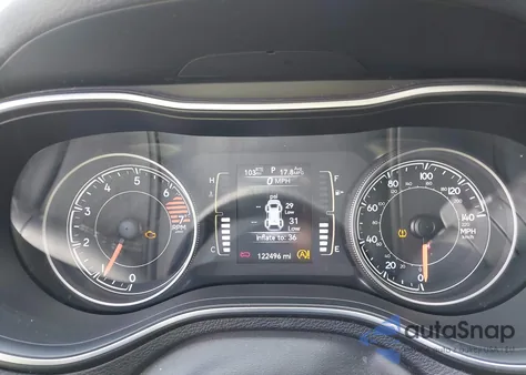 2019 Jeep Cherokee Latitude Plus Fwd z USA, uszkodzony, nr VIN 1C4PJLLB1KD132500